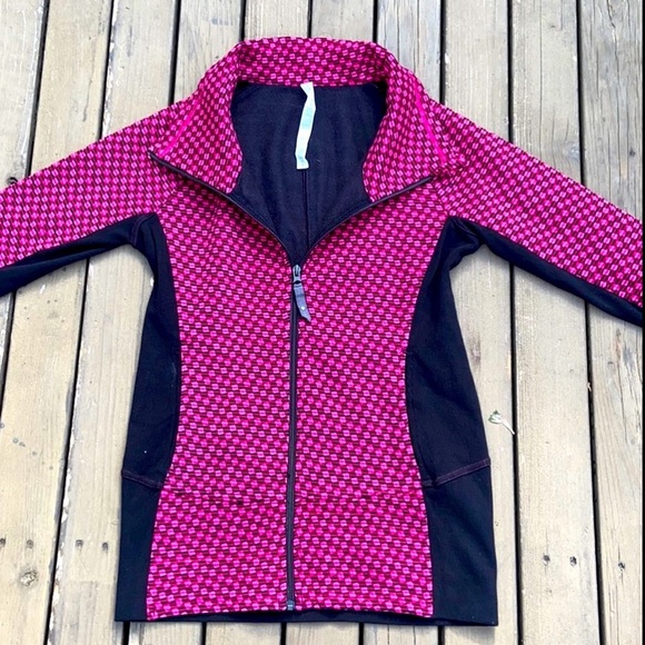 Lululemon Jacket - Picture 5 of 14